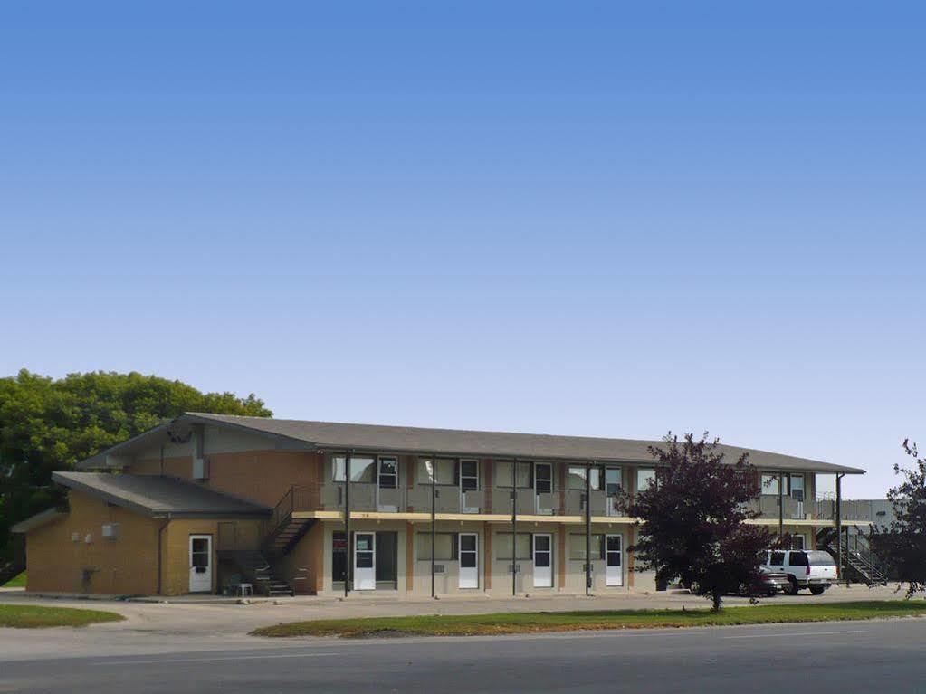 Westgate Inn Portage la Prairie Dış mekan fotoğraf